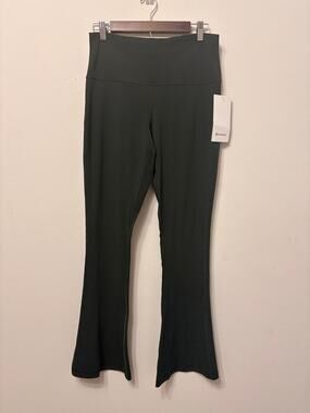 NWT Lululemon Align Mini-Flare Pant Rainforest Green Sz 12 $128 MSRP